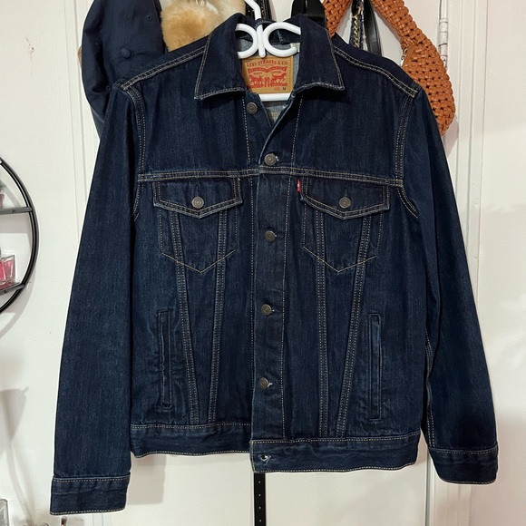 Levi’s Denim Trucker Jacket in Rockridge - Blue (Dark Denim) - Picture 2 of 5
